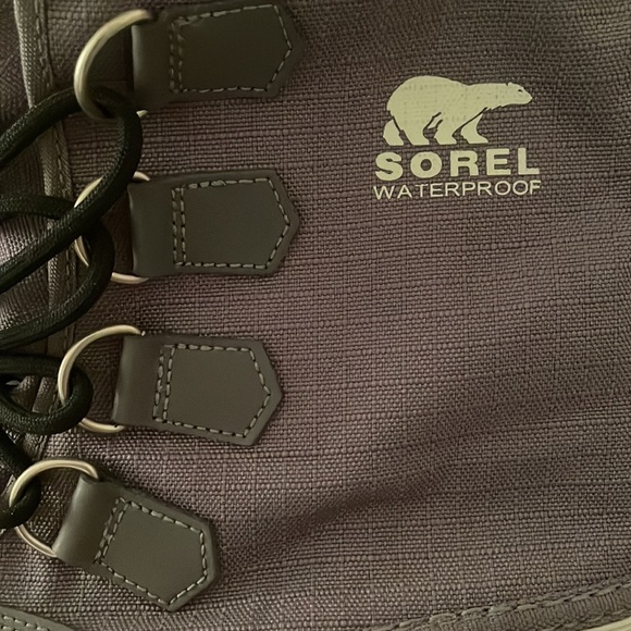 Excellent used condition Sorel Caribou boots, Women’s size 9 - Picture 7 of 7